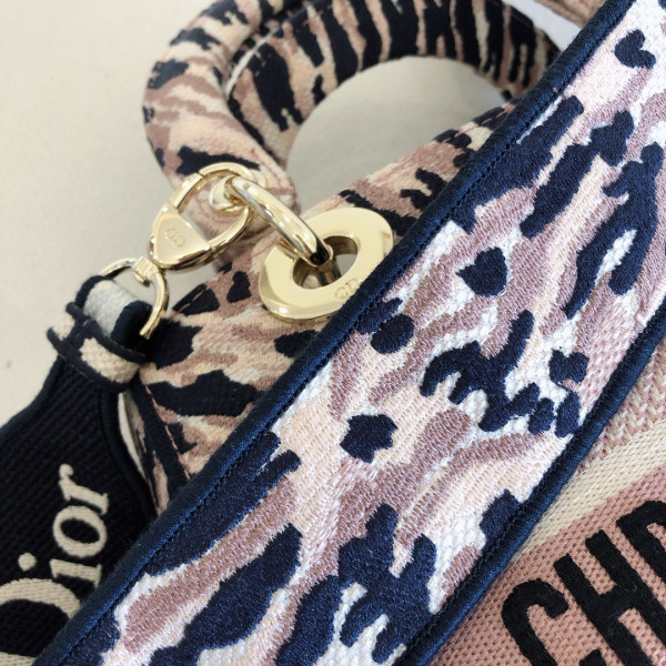 D*or lady d-lite bag