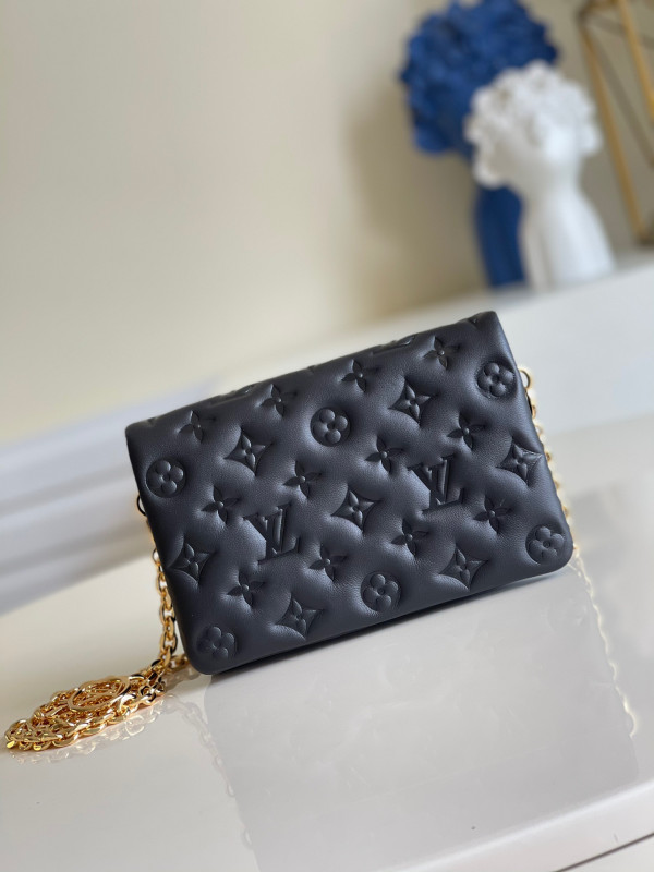 l**is V*t*n pochette coussin