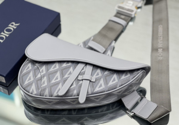 D*or saddle bag