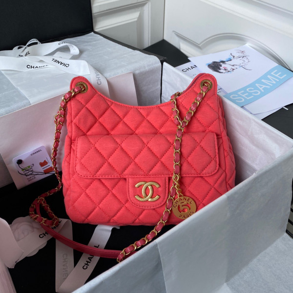 CL HOBO HANDBAG