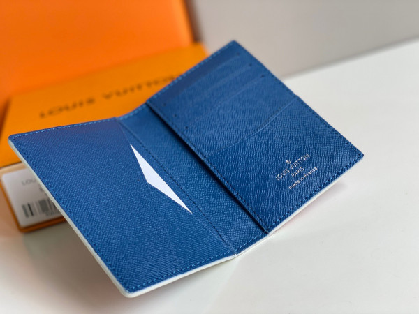 l**is V*t*n pocket organizer