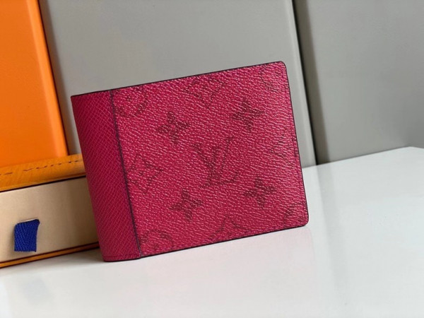 l**is V*t*n multiple wallet