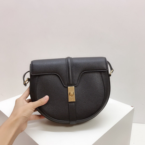 Ce**e besace 16 bag in grained calfskin