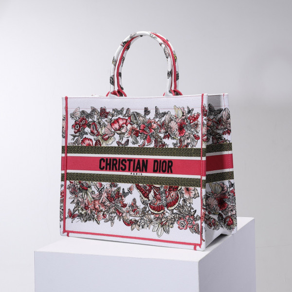 large D*or book tote