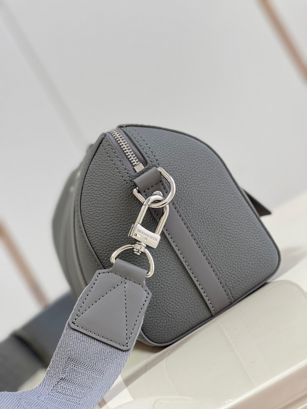 l**is V*t*n city keepall