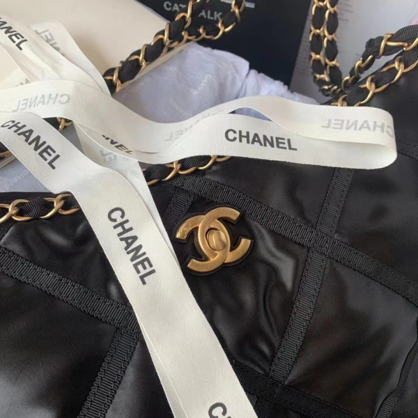 CL TOTE BAG