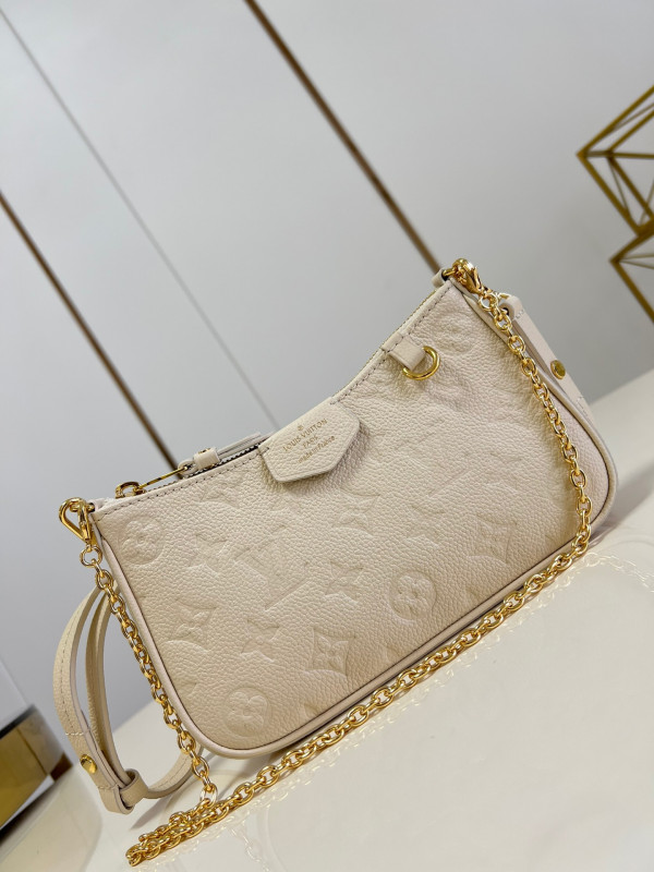 l**is V*t*n easy pouch on strap