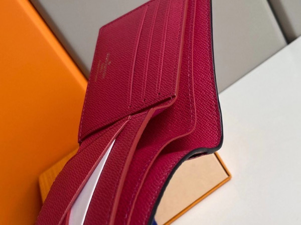 l**is V*t*n multiple wallet