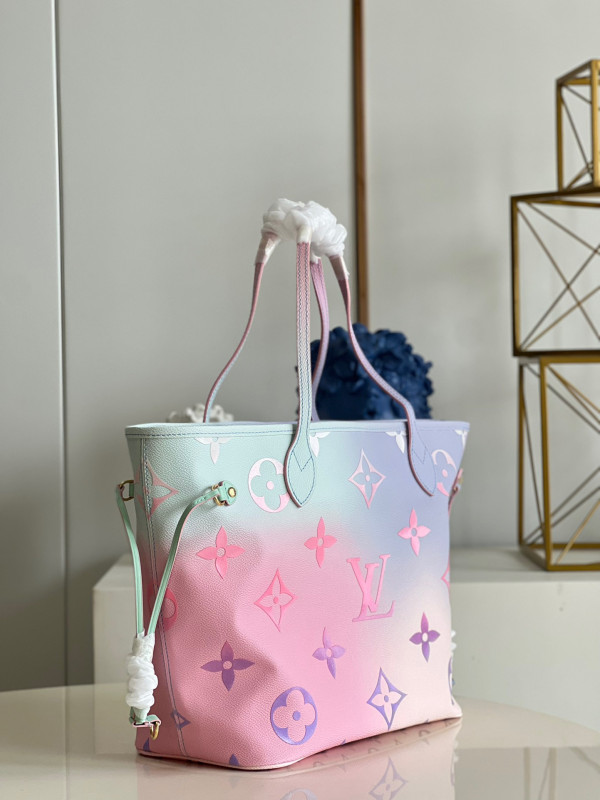 l**is V*t*n neverfull mm