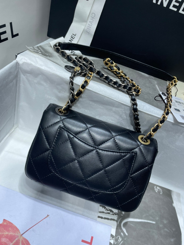 CL MINI FLAP BAG