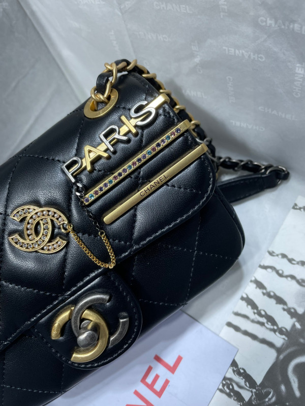 CL MINI FLAP BAG