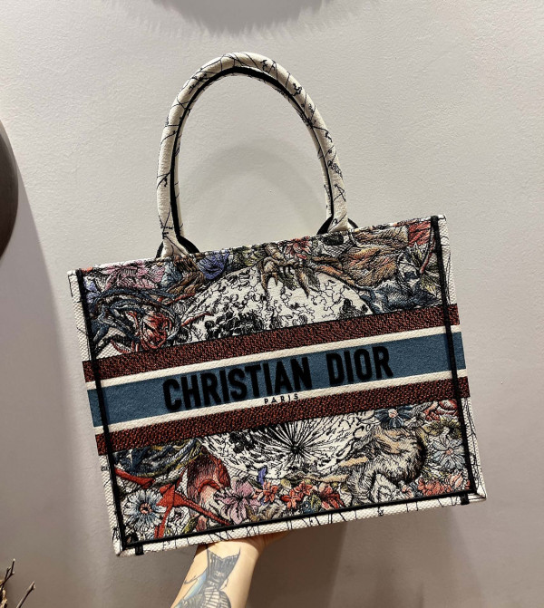 D*or small book tote