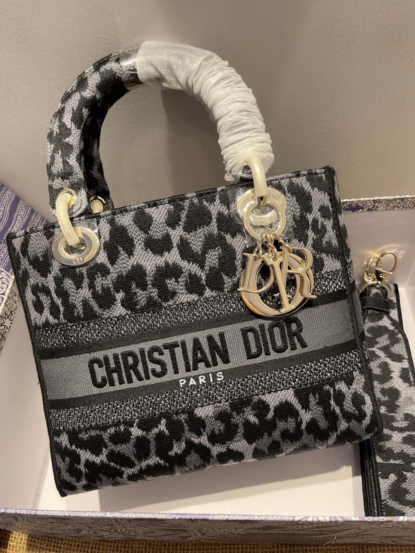 D*or lady d-lite bag