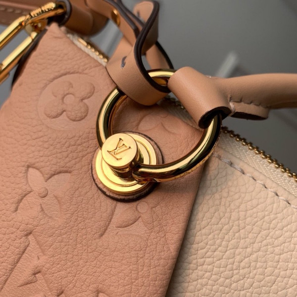 l**is V*t*n v tote mm