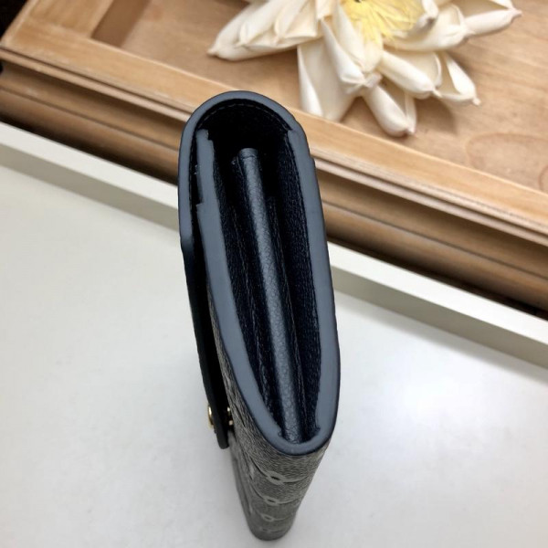 l**is V*t*n sarah wallet