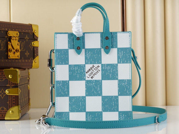 l**is V*t*n sac plat xs