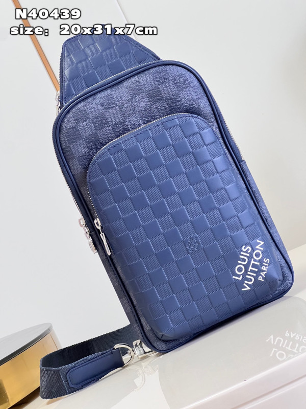 l**is V*t*n avenue slingbag nm