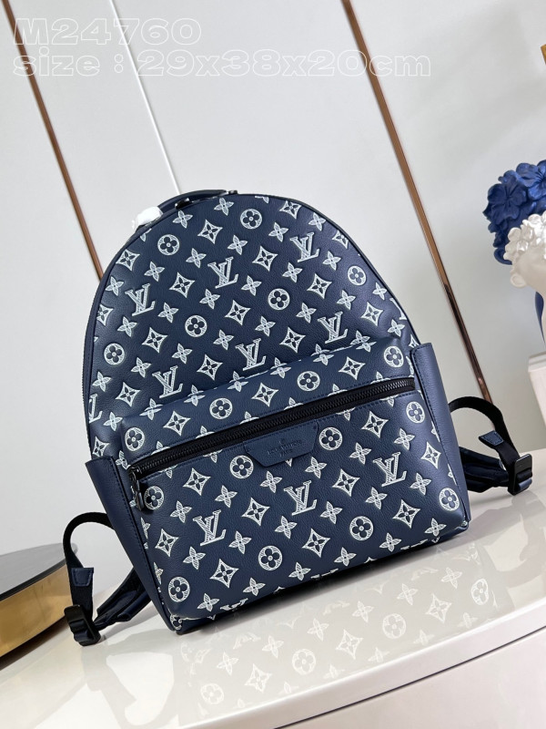 l**is V*t*n discovery backpack-29*38*20cm