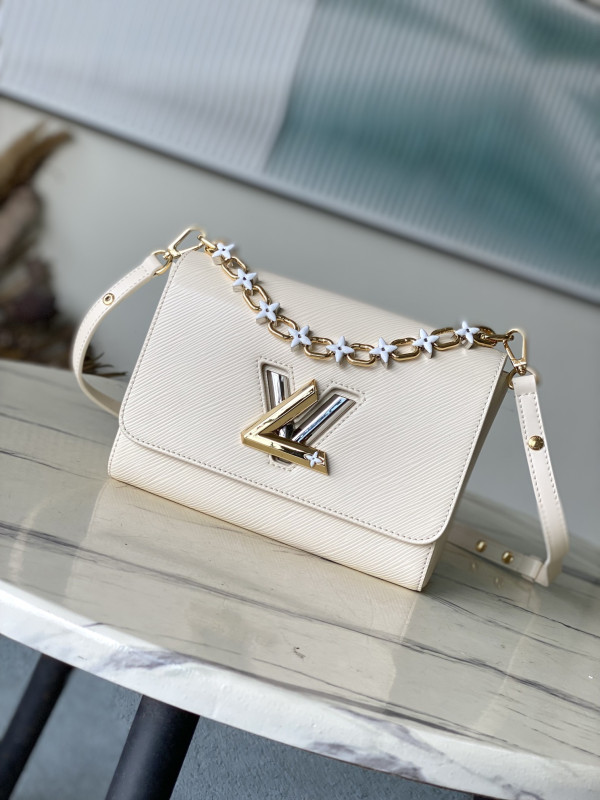 l**is V*t*n twist mm-23*17*9.5cm