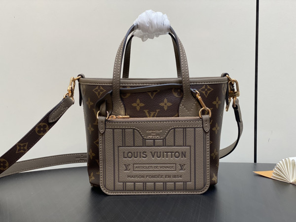 l**is V*t*n neverfull bandoulière inside out bb