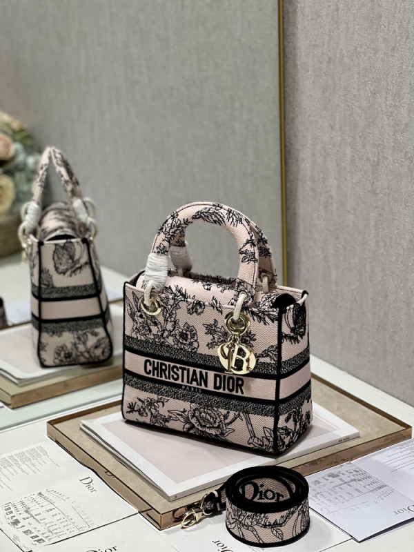 D*or medium lady d-lite bag